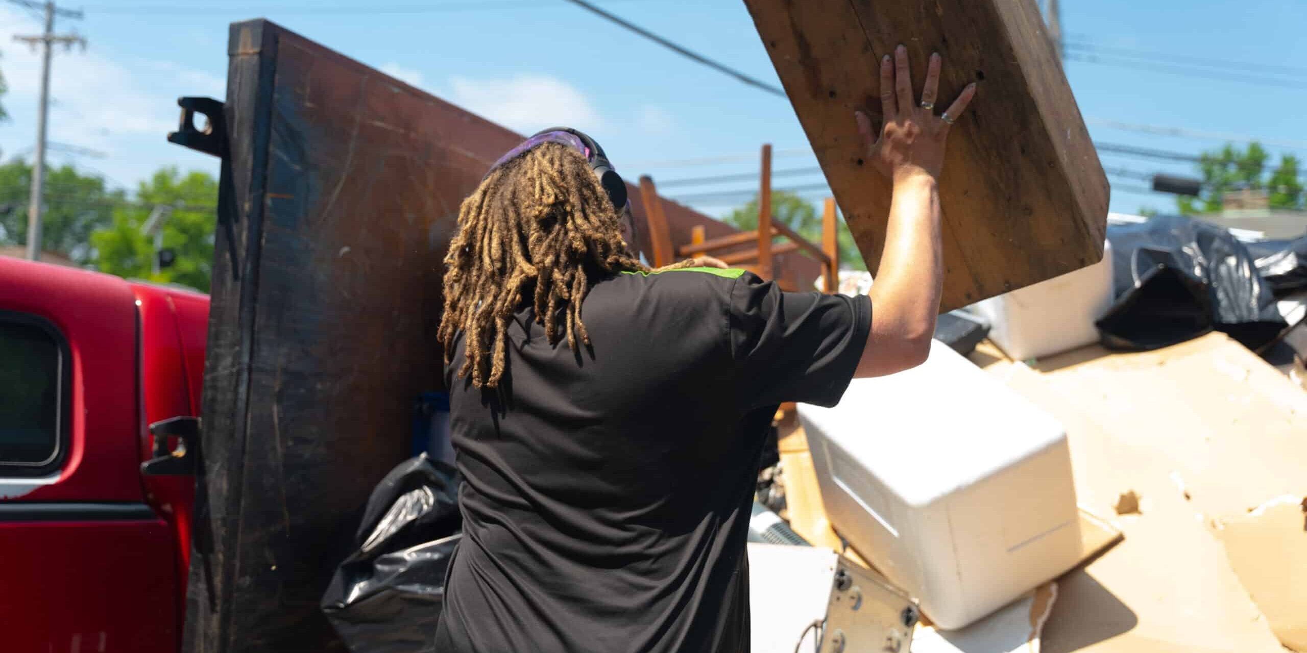 Dumpster To Clean Out House St.Louis MO
